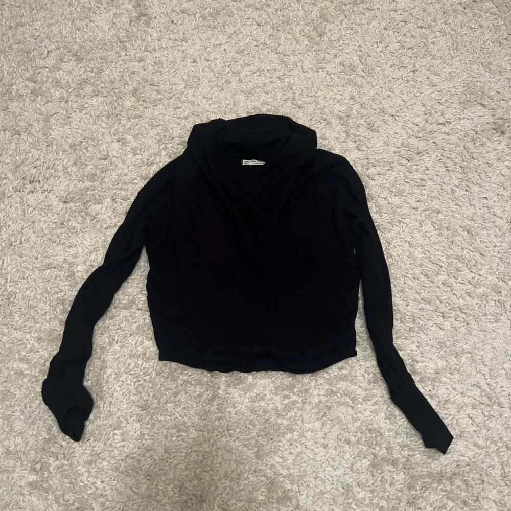 Free People Black Sweater - Picture 1 of 2